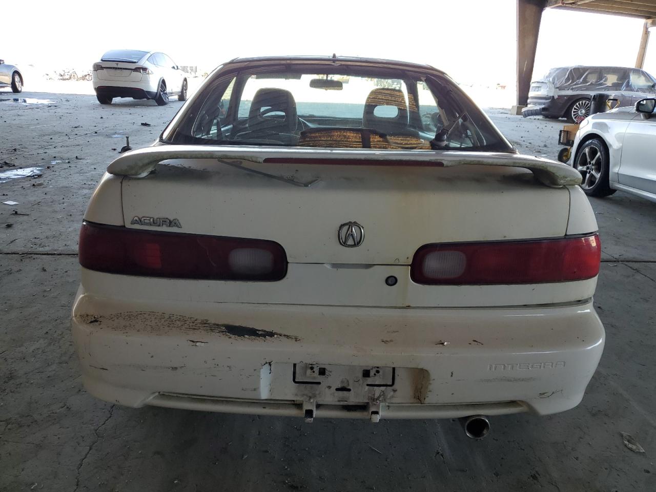 2000 Acura Integra Ls VIN: JH4DC2388WS000331 Lot: 81723955