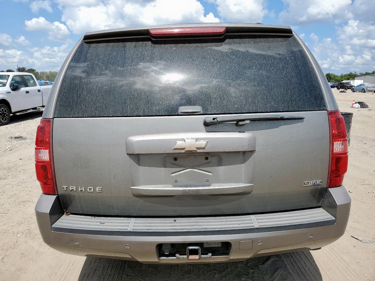 2008 Chevrolet Tahoe C1500 VIN: 1GNFC13018R271439 Lot: 81680805