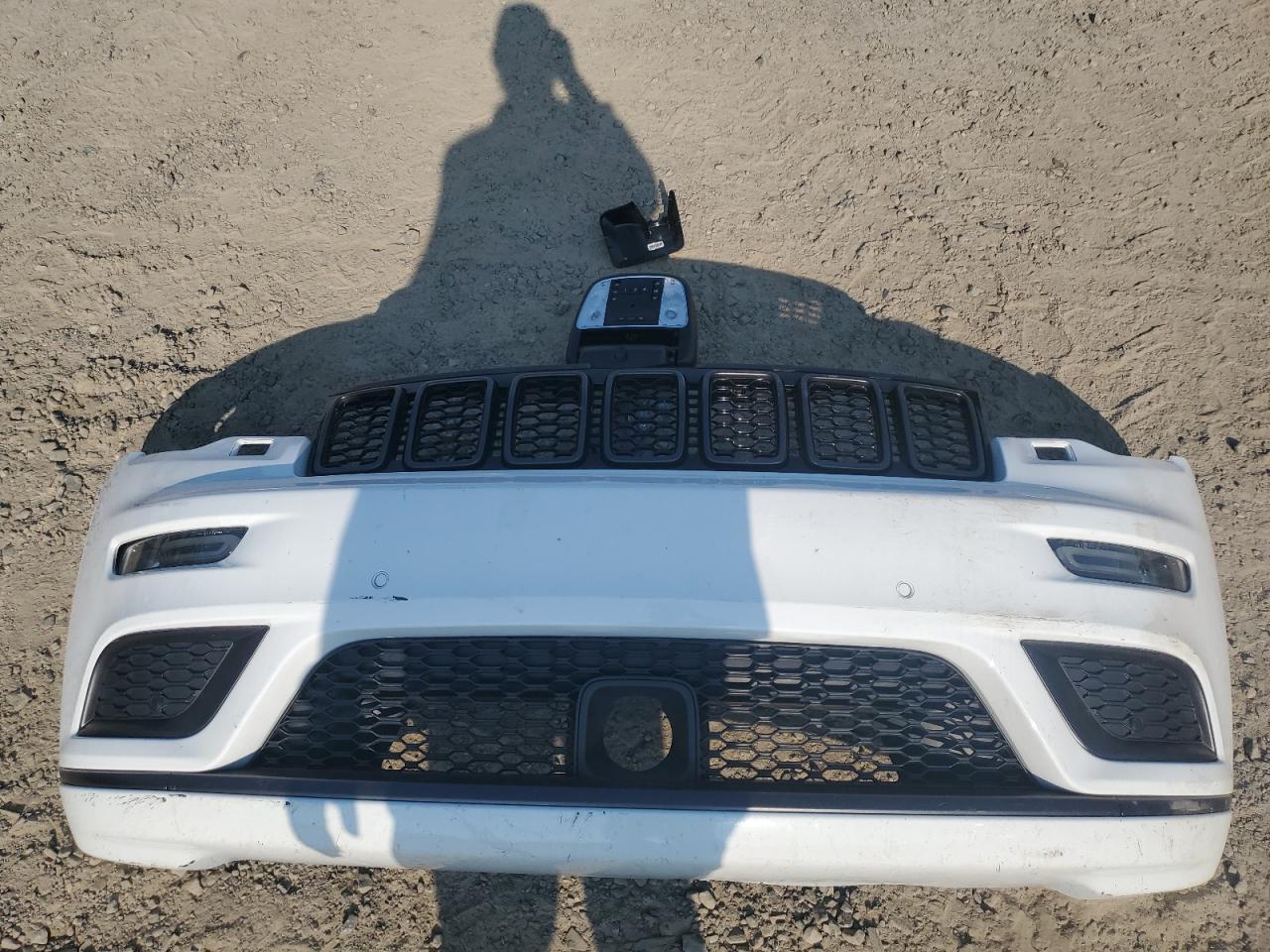 2019 Jeep Grand Cherokee Overland VIN: 1C4RJECG2KC763570 Lot: 71528145