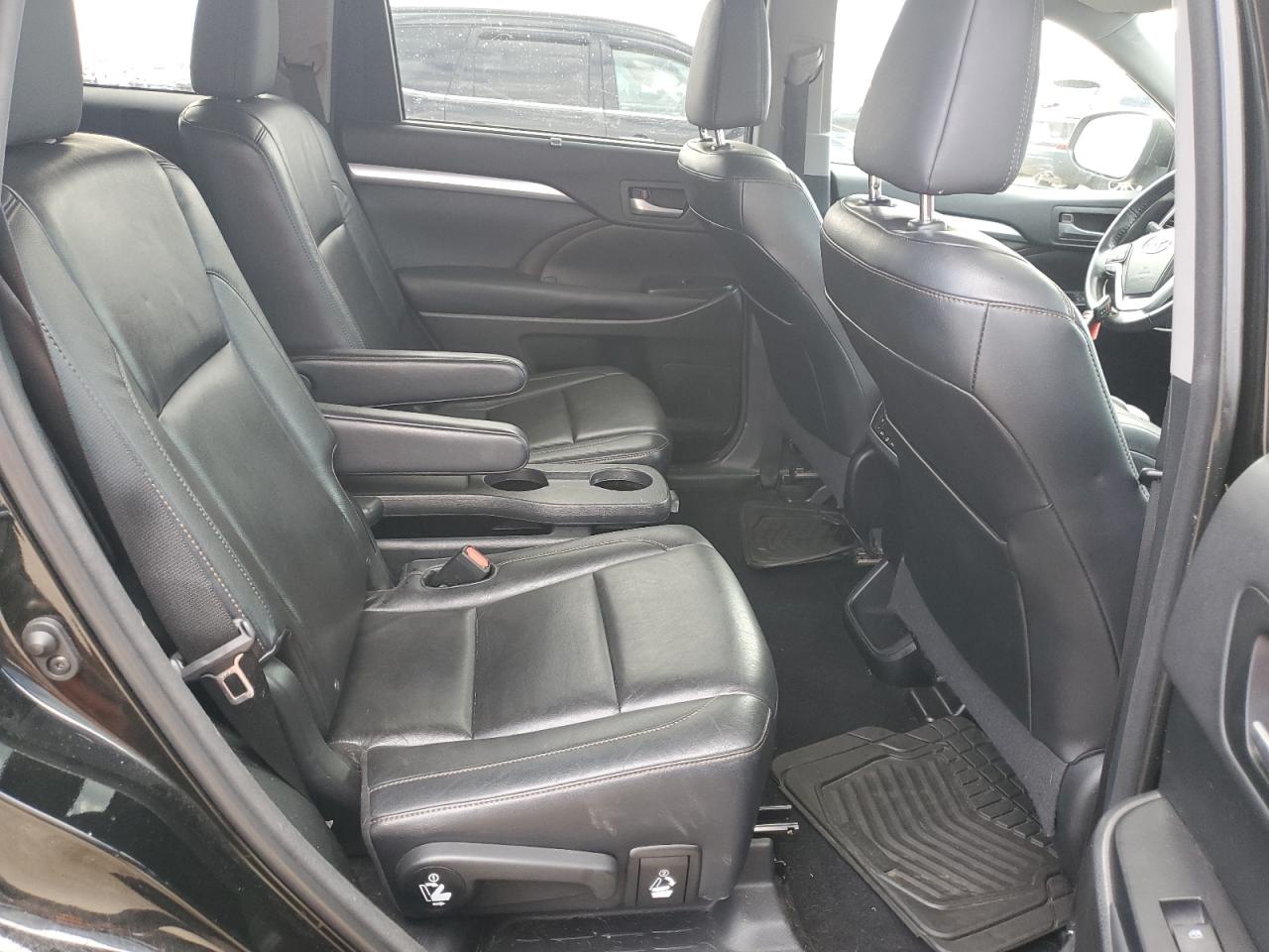 2014 Toyota Highlander Xle VIN: 5TDJKRFH5ES006686 Lot: 81562365