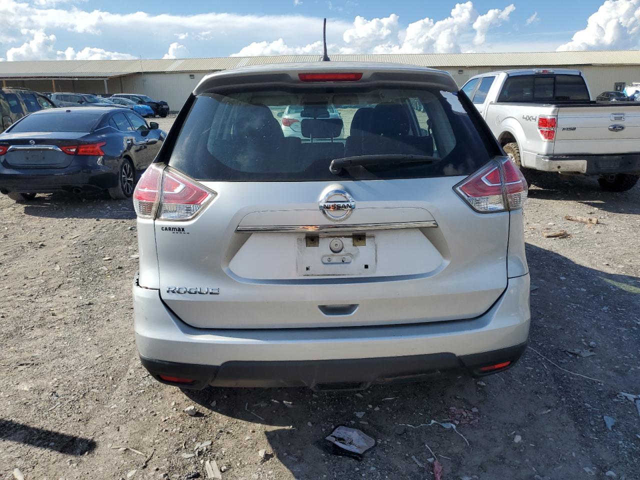 2016 Nissan Rogue S VIN: KNMAT2MT8GP692151 Lot: 84194755