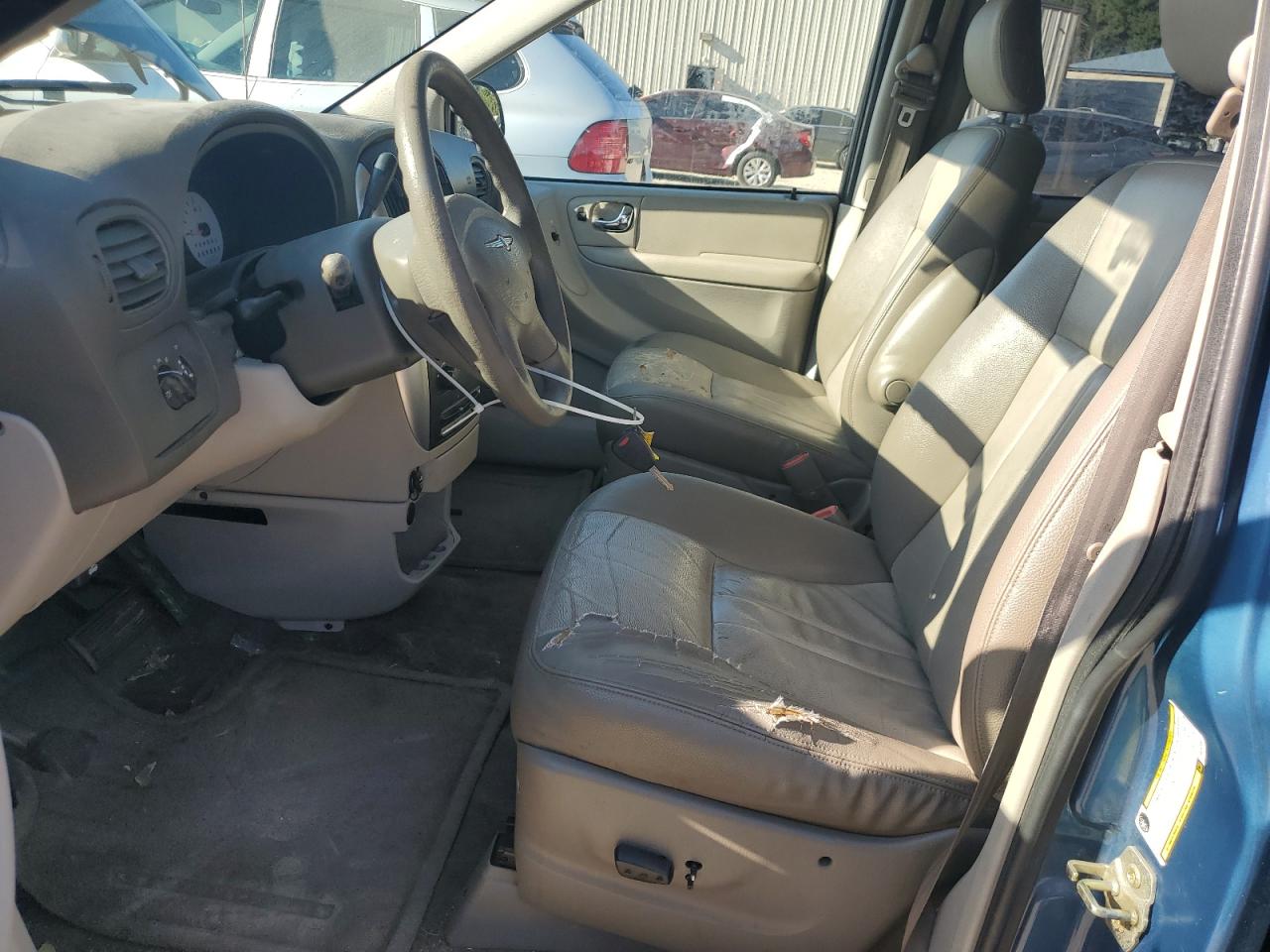 2005 Chrysler Town & Country VIN: 1C4GP45R95B282353 Lot: 71247255
