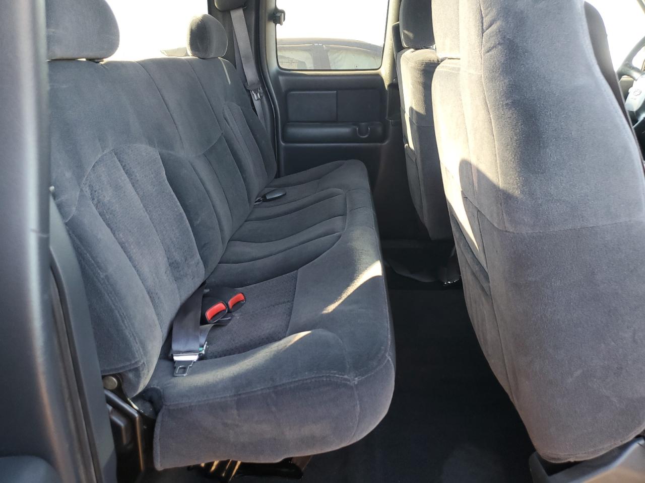 2000 Chevrolet Silverado K1500 VIN: 1GCEK19T9YE385902 Lot: 81878645