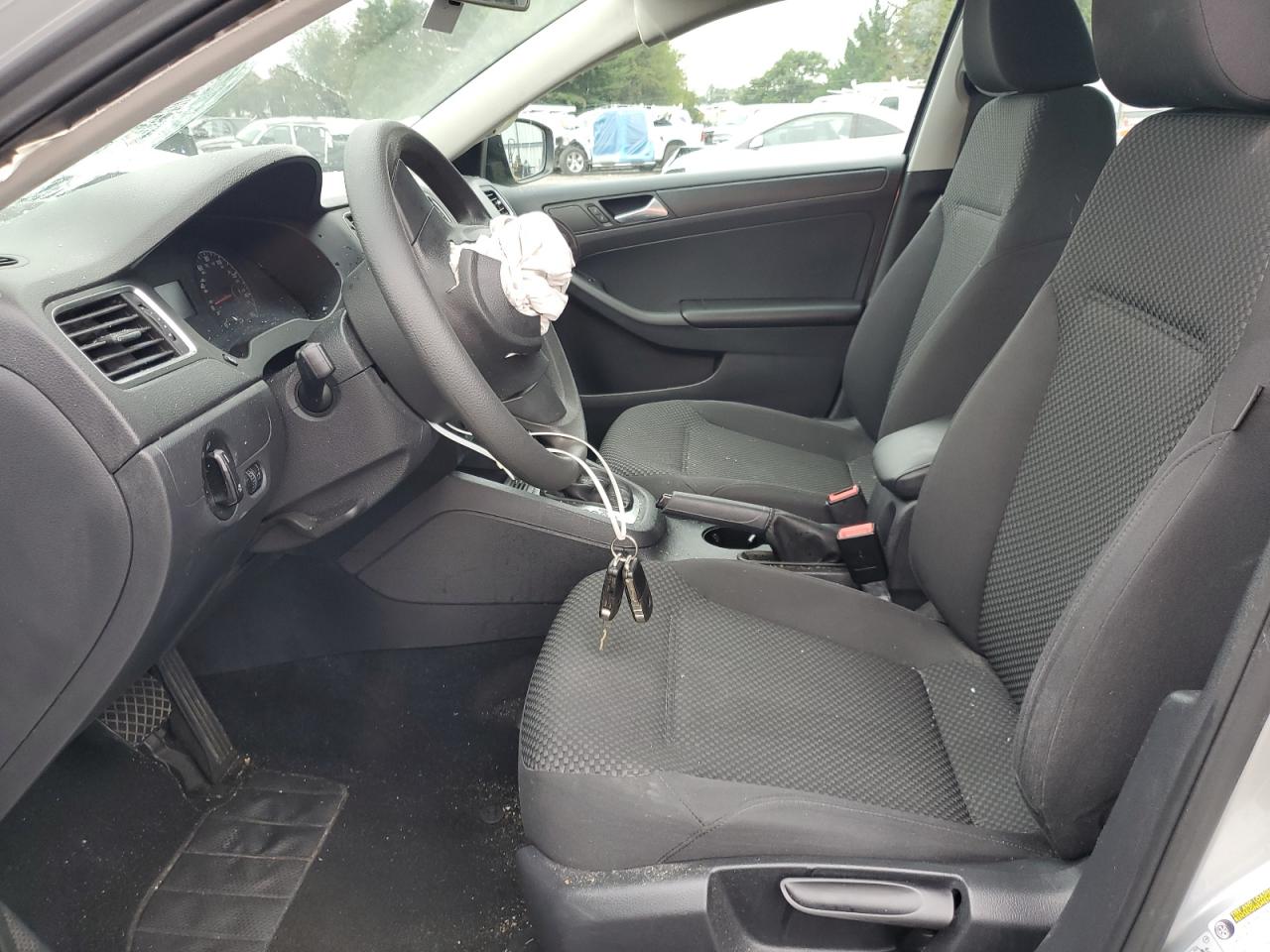 2014 Volkswagen Jetta Base VIN: 3VW2K7AJXEM325257 Lot: 84720455