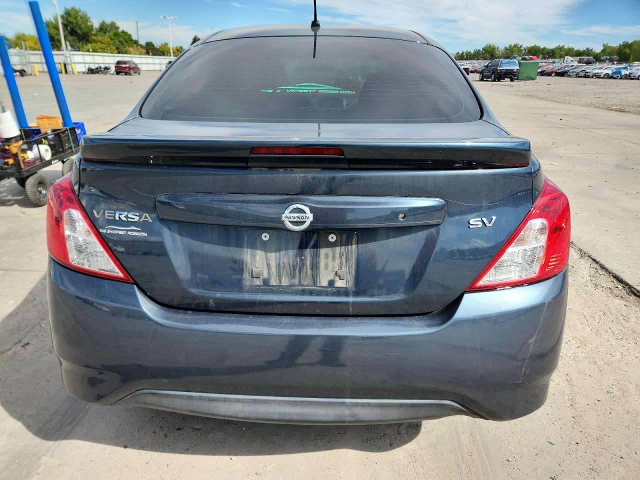 2017 Nissan Versa S VIN: 3N1CN7AP8HL810934 Lot: 81762465