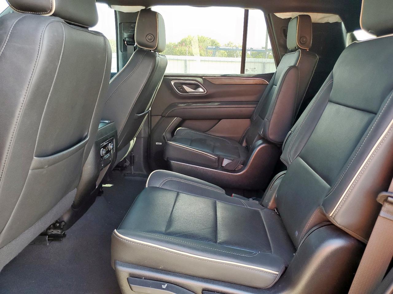 2023 Chevrolet Tahoe C1500 Premier VIN: 1GNSCSKD6PR112455 Lot: 84425415