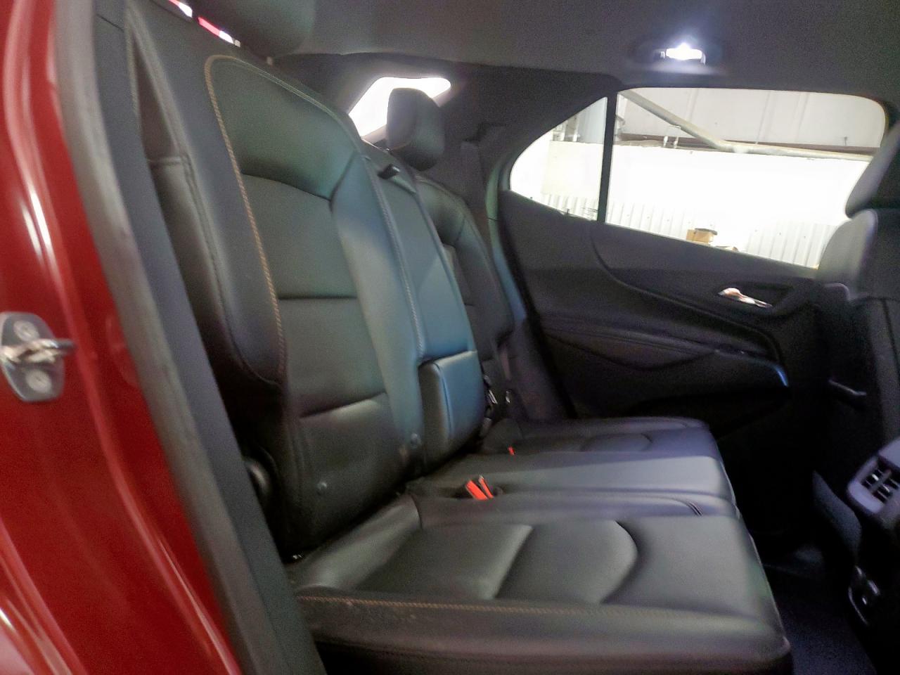 2018 Chevrolet Equinox Premier VIN: 2GNAXMEV7J6316555 Lot: 71004025