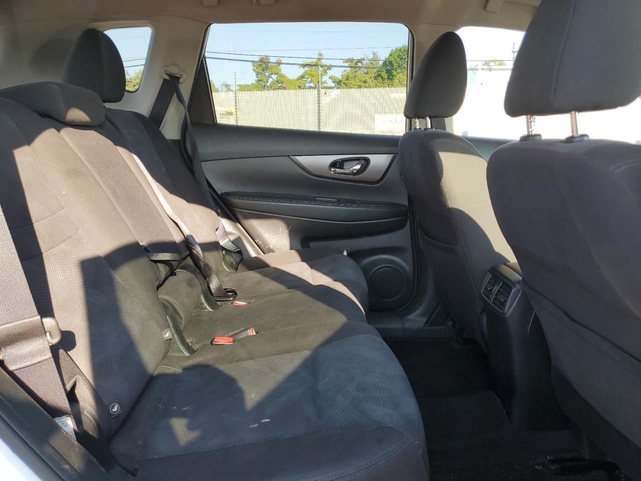 2016 Nissan Rogue S VIN: KNMAT2MV9GP646457 Lot: 81254945