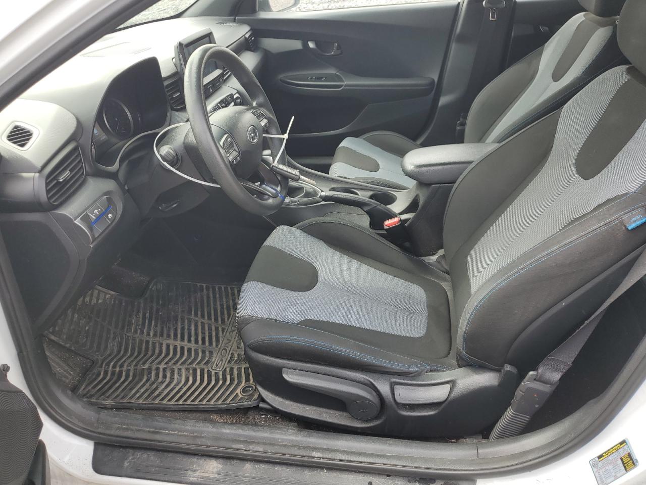2019 Hyundai Veloster Base VIN: KMHTG6AF7KU016878 Lot: 81623985