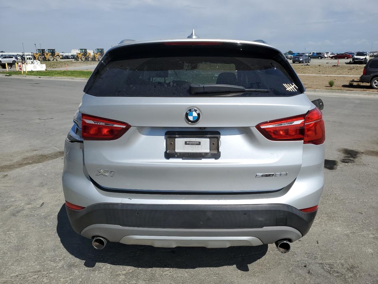 2018 BMW X1 Sdrive28I VIN: WBXHU7C33J3H44090 Lot: 84012615