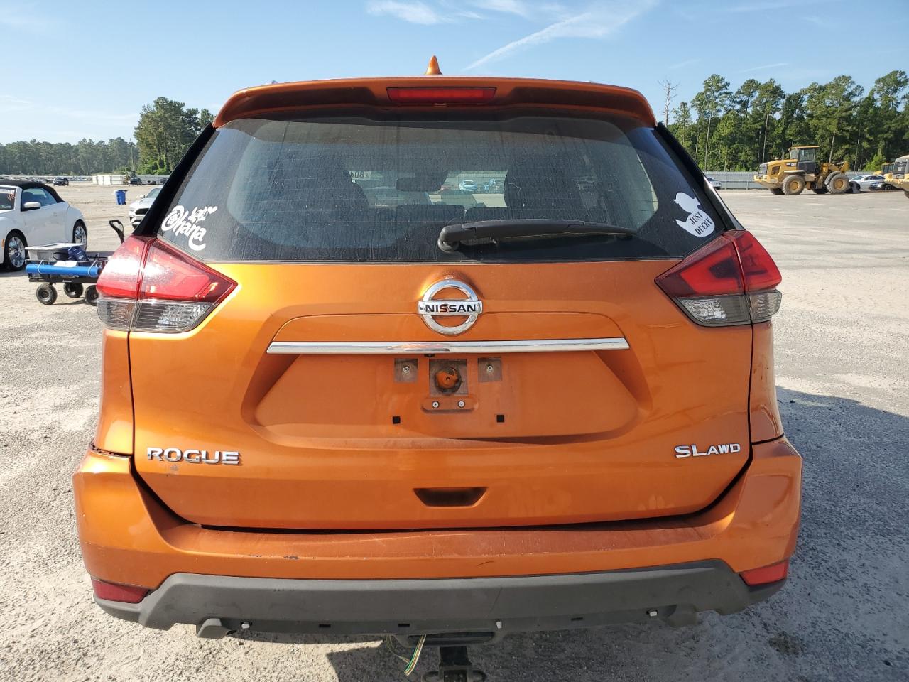 2017 Nissan Rogue S VIN: JN8AT2MV9HW278406 Lot: 80404435