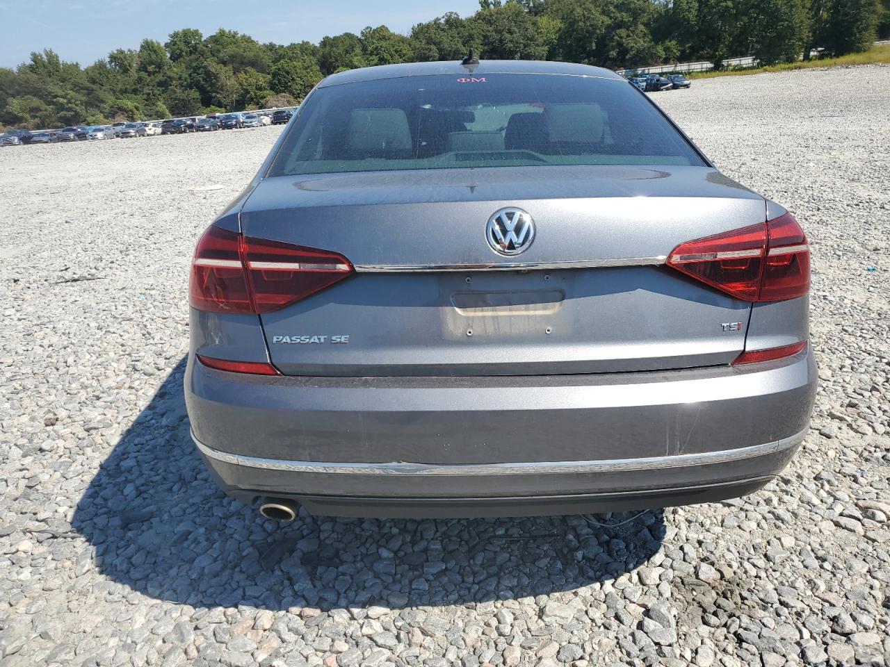 2018 Volkswagen Passat Se VIN: 1VWBA7A33JC040206 Lot: 80492055