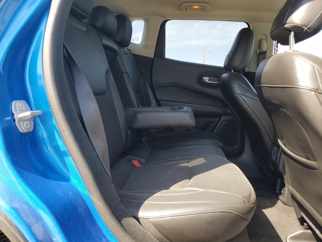 2018 Jeep Compass Latitude VIN: 3C4NJDBB8JT349470 Lot: 80214895