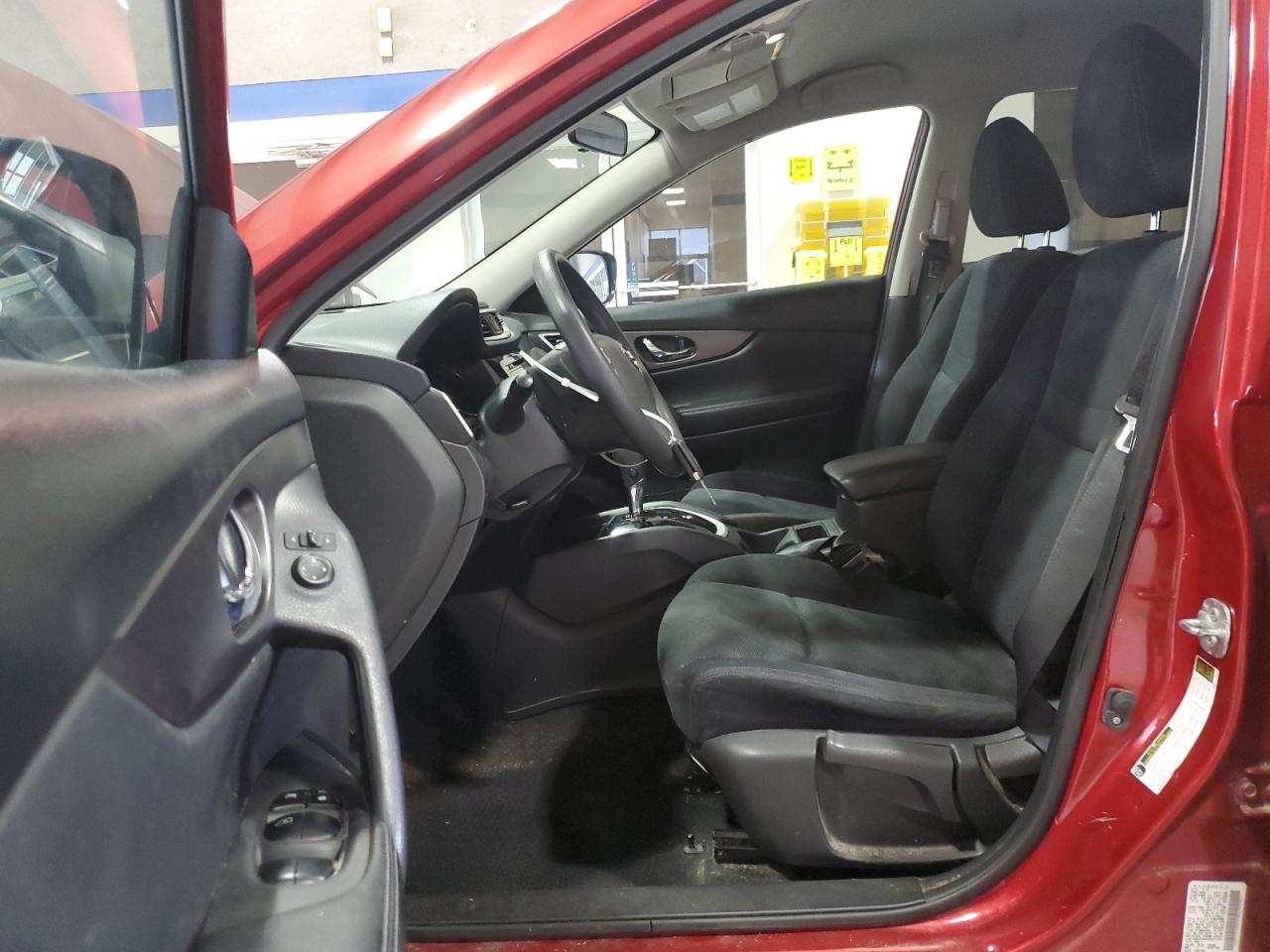 2016 Nissan Rogue S VIN: JN8AT2MVXGW131350 Lot: 81863895