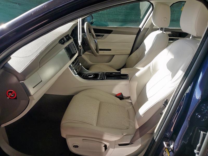 2017 JAGUAR XF PRESTIGE D AUTO 