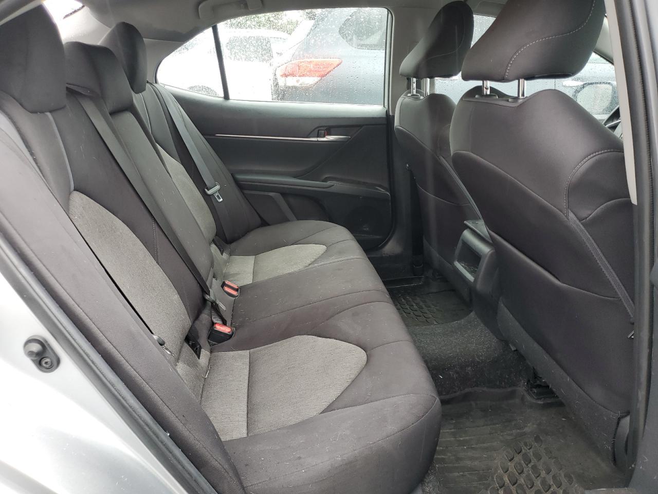 2021 Toyota Camry Le VIN: 4T1C11AK0MU573765 Lot: 81415575