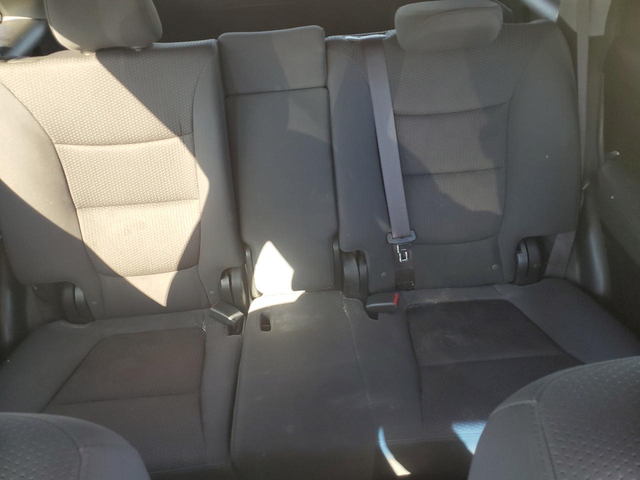 2011 Kia Sorento Base VIN: 5XYKTCA11BG174018 Lot: 80141875