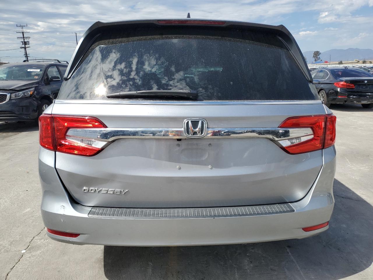 2020 Honda Odyssey Exl VIN: 5FNRL6H73LB037472 Lot: 83848585