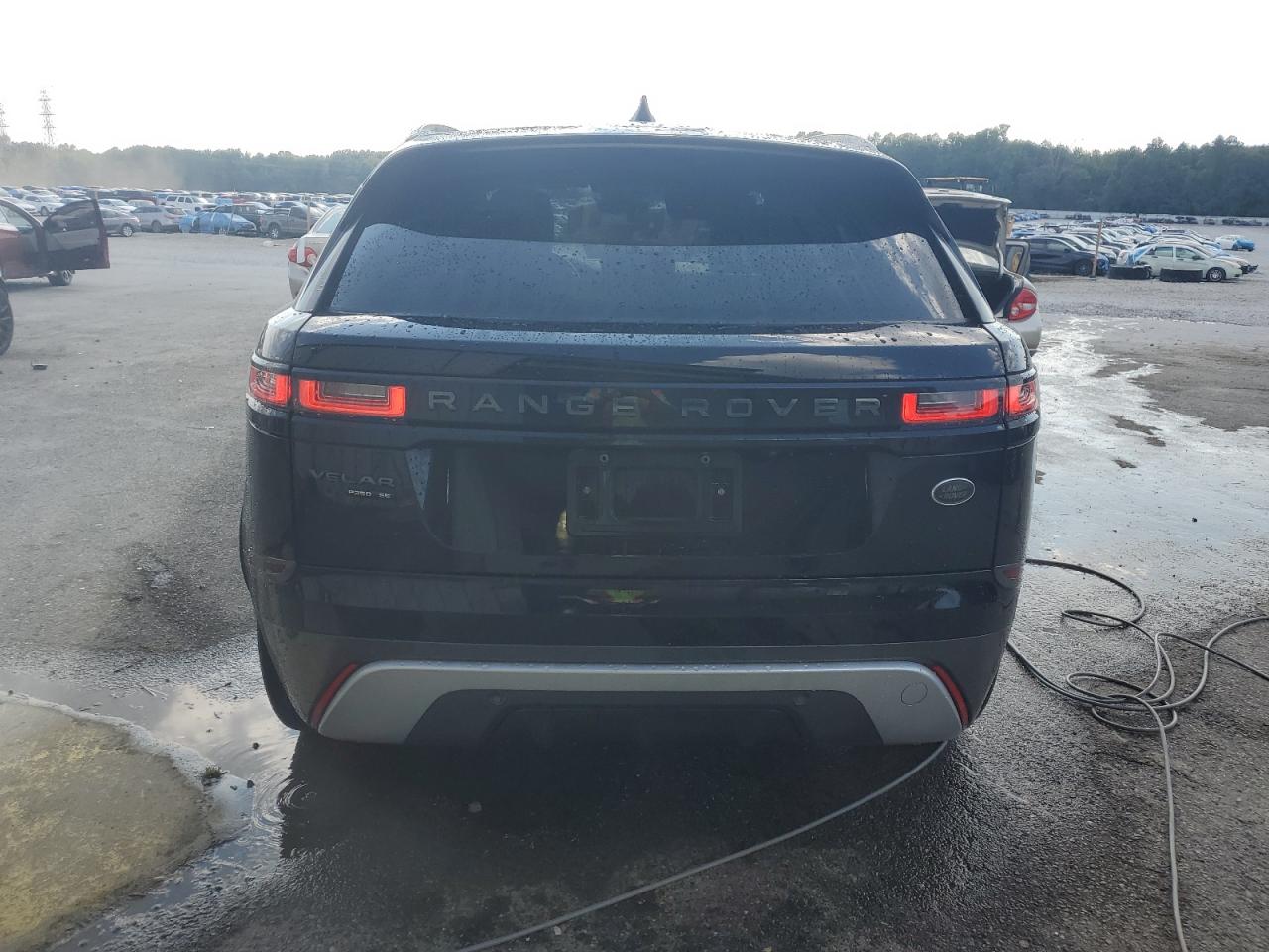 2018 Land Rover Range Rover Velar R-Dynamic Se VIN: SALYL2RX0JA747155 Lot: 71893135
