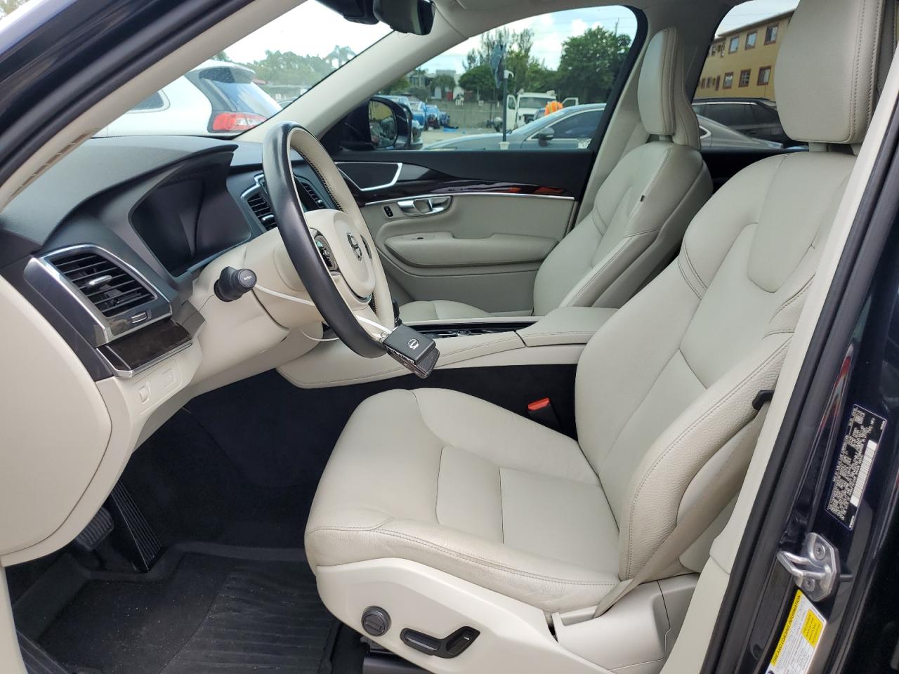2019 Volvo Xc90 T6 Momentum VIN: YV4A22PK7K1483739 Lot: 81610285