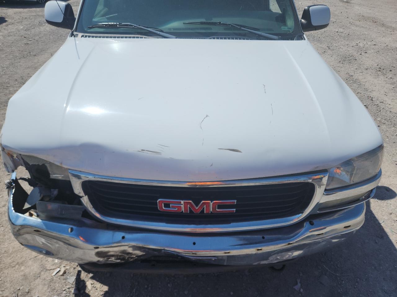 2005 GMC Yukon VIN: 1GKEK13T25R245272 Lot: 71282245