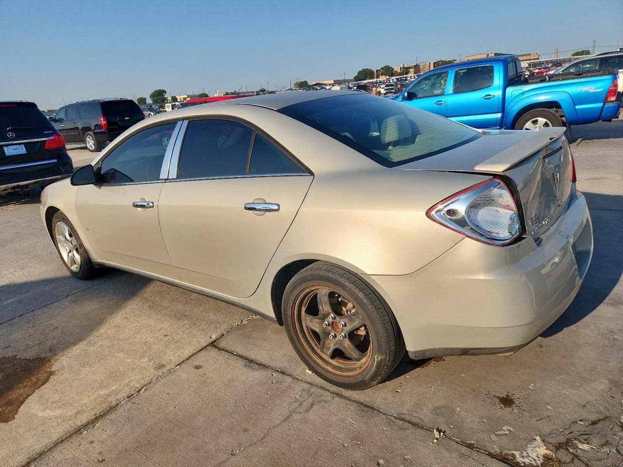 2009 Pontiac G6 beige sedan gas 1G2ZG57B794134618 photo #3