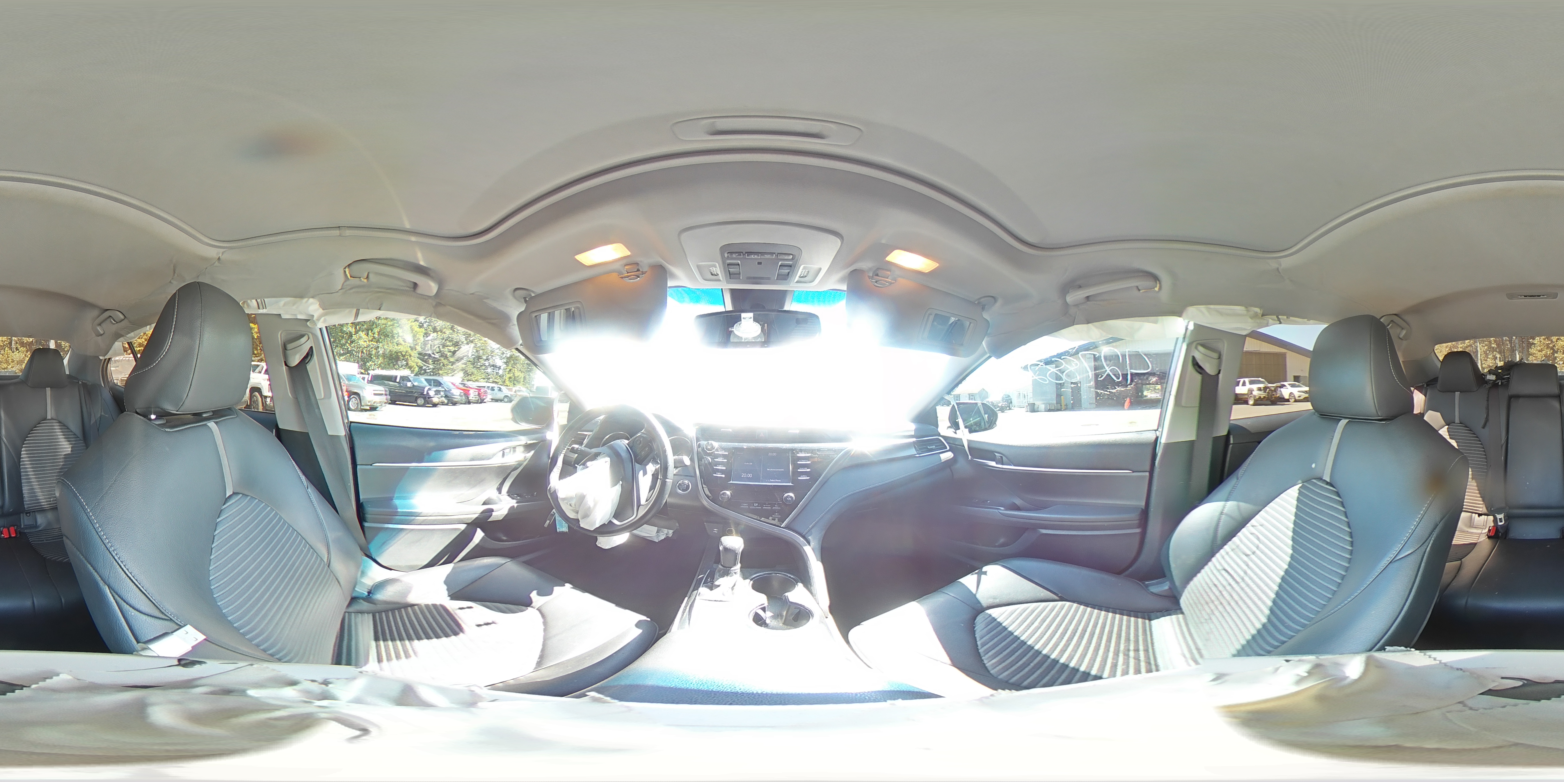 2018 Toyota Camry L VIN: 4T1B11HK1JU535801 Lot: 68909105