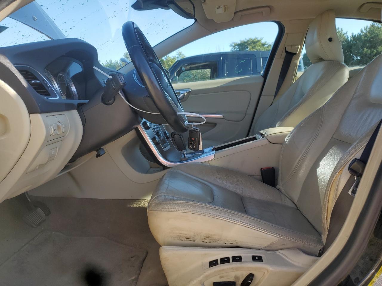 2012 Volvo S60 T5 VIN: YV1622FS4C2127359 Lot: 71013485