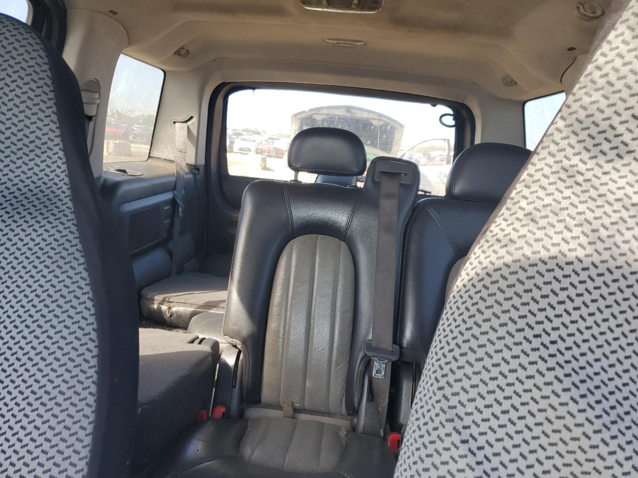 2004 Mercury Mountaineer VIN: 4M2DU86W14UJ02769 Lot: 69140595