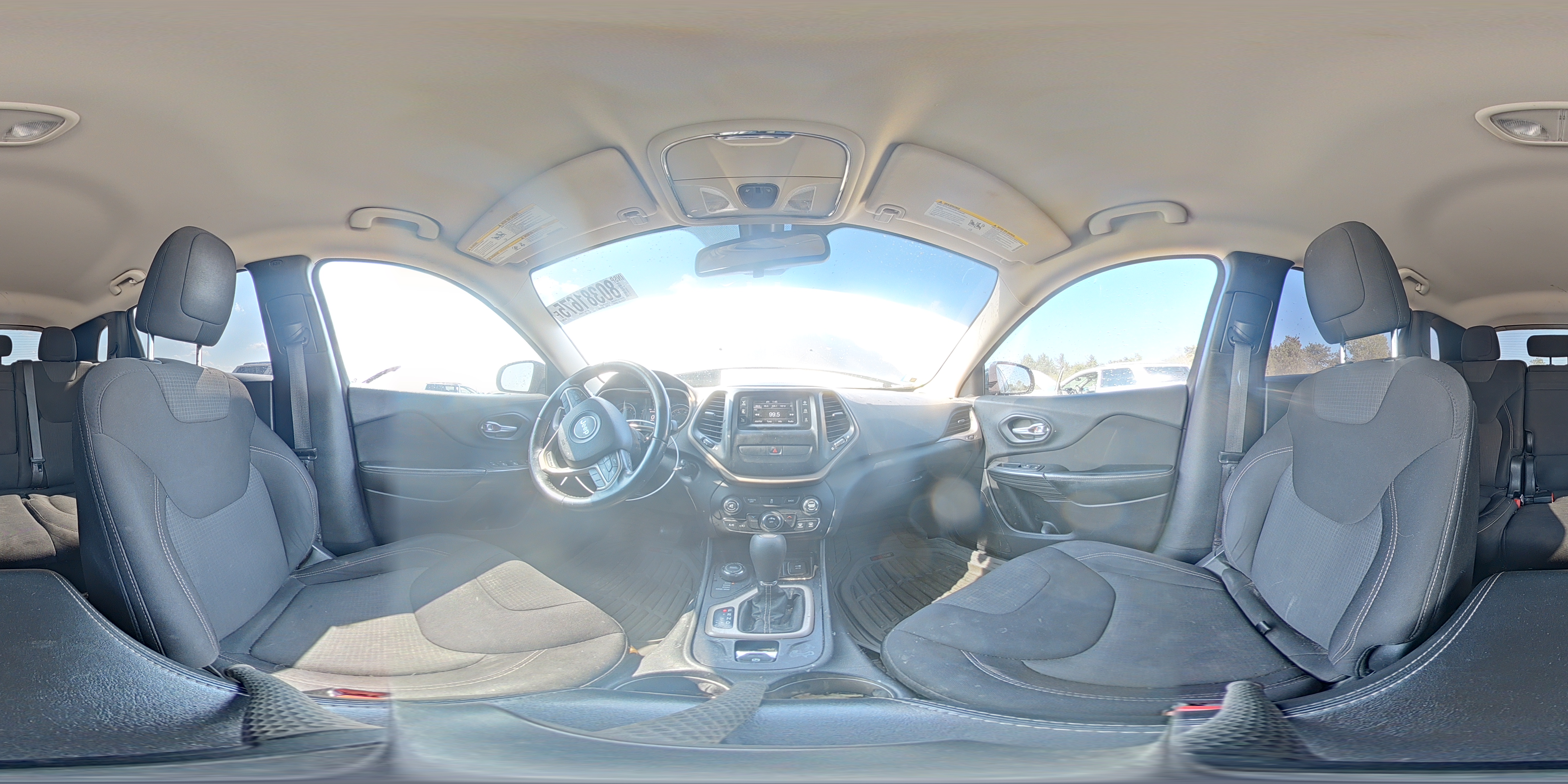 2015 Jeep Cherokee Latitude VIN: 1C4PJMCB3FW744147 Lot: 80381675