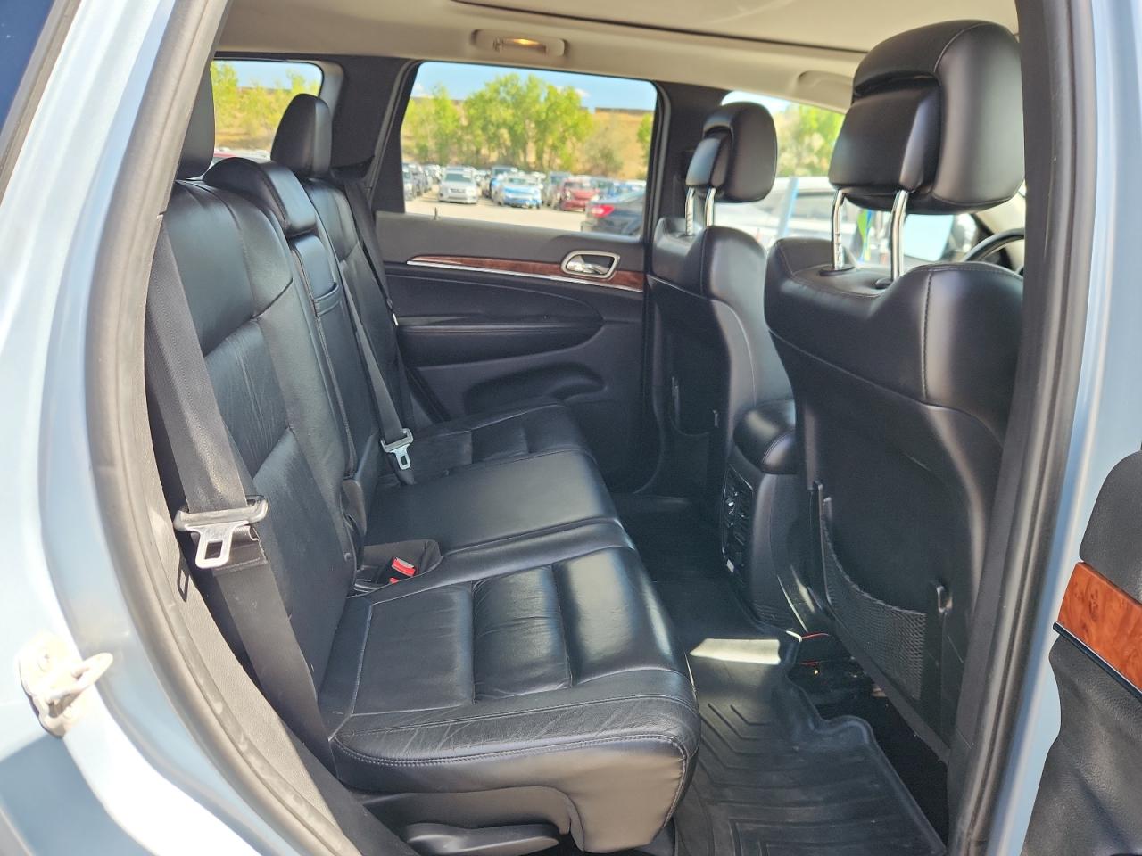 2013 Jeep Grand Cherokee Limited VIN: 1C4RJFBT9DC573370 Lot: 80716325