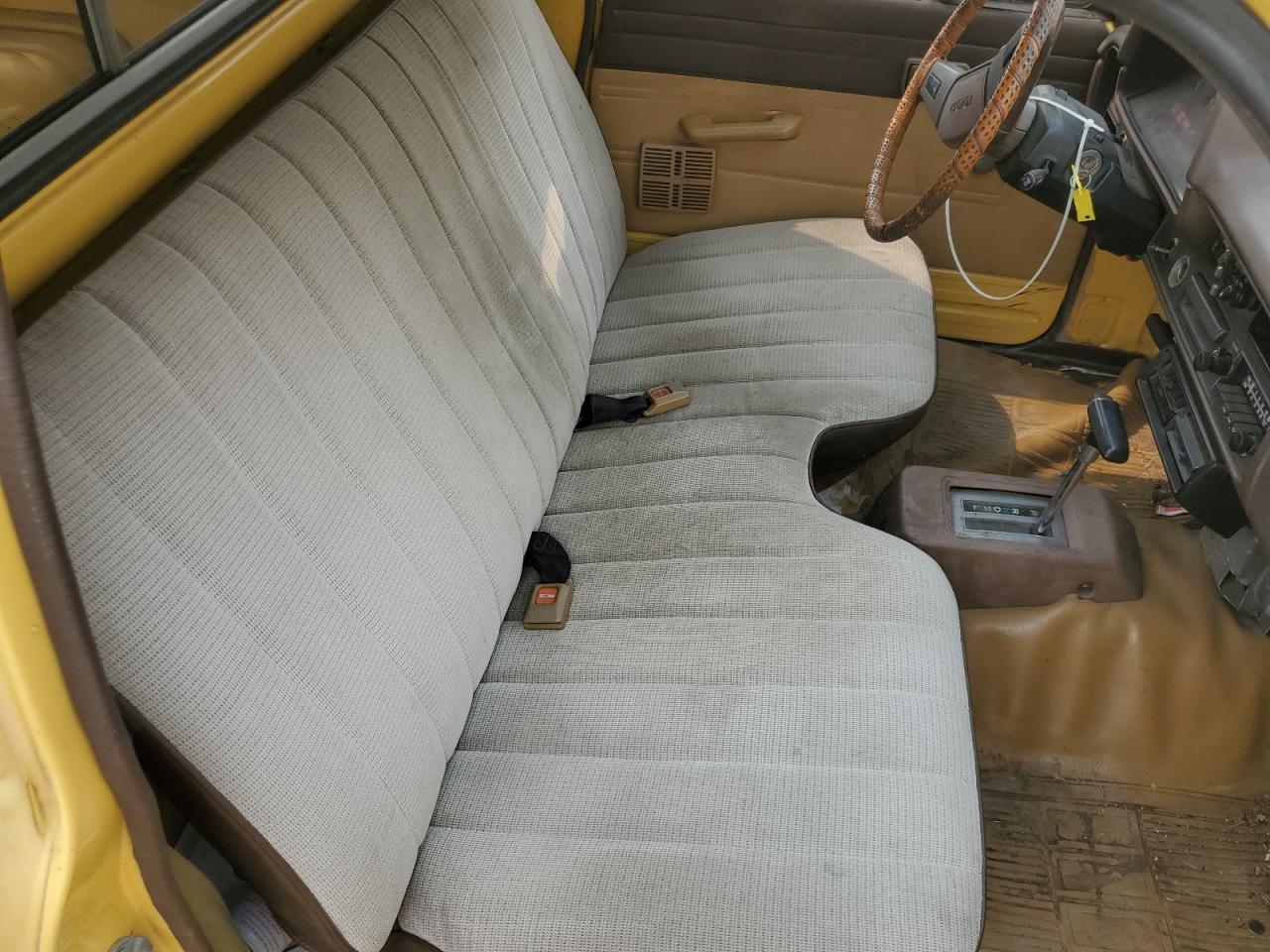 1984 Toyota Pickup 1/2 Ton Rn44 VIN: JT4RN44D7D1105257 Lot: 71283685