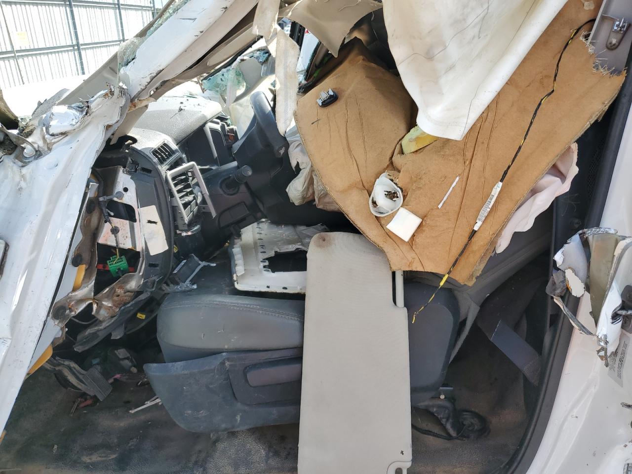 2015 Ram 1500 St VIN: 3C6JR6DG0FG572122 Lot: 84002265