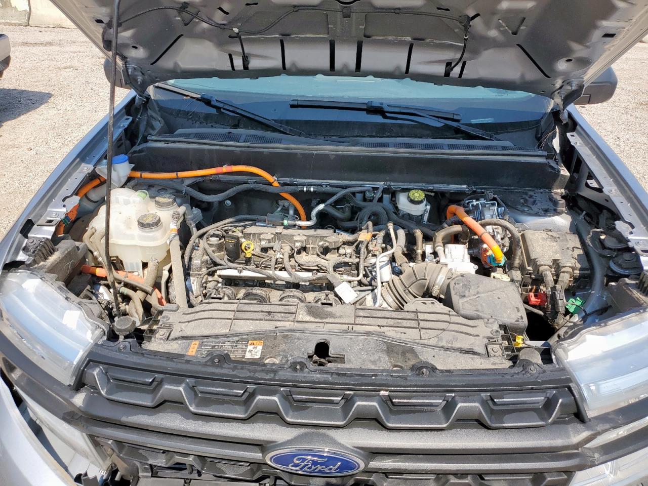 2024 Ford Maverick Xl VIN: 3FTTW8A38RRA18343 Lot: 80511825