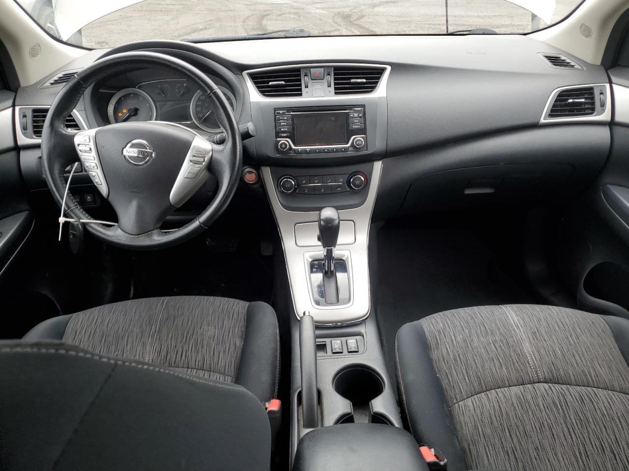 2015 Nissan Sentra S VIN: 3N1AB7AP1FL672196 Lot: 84018195