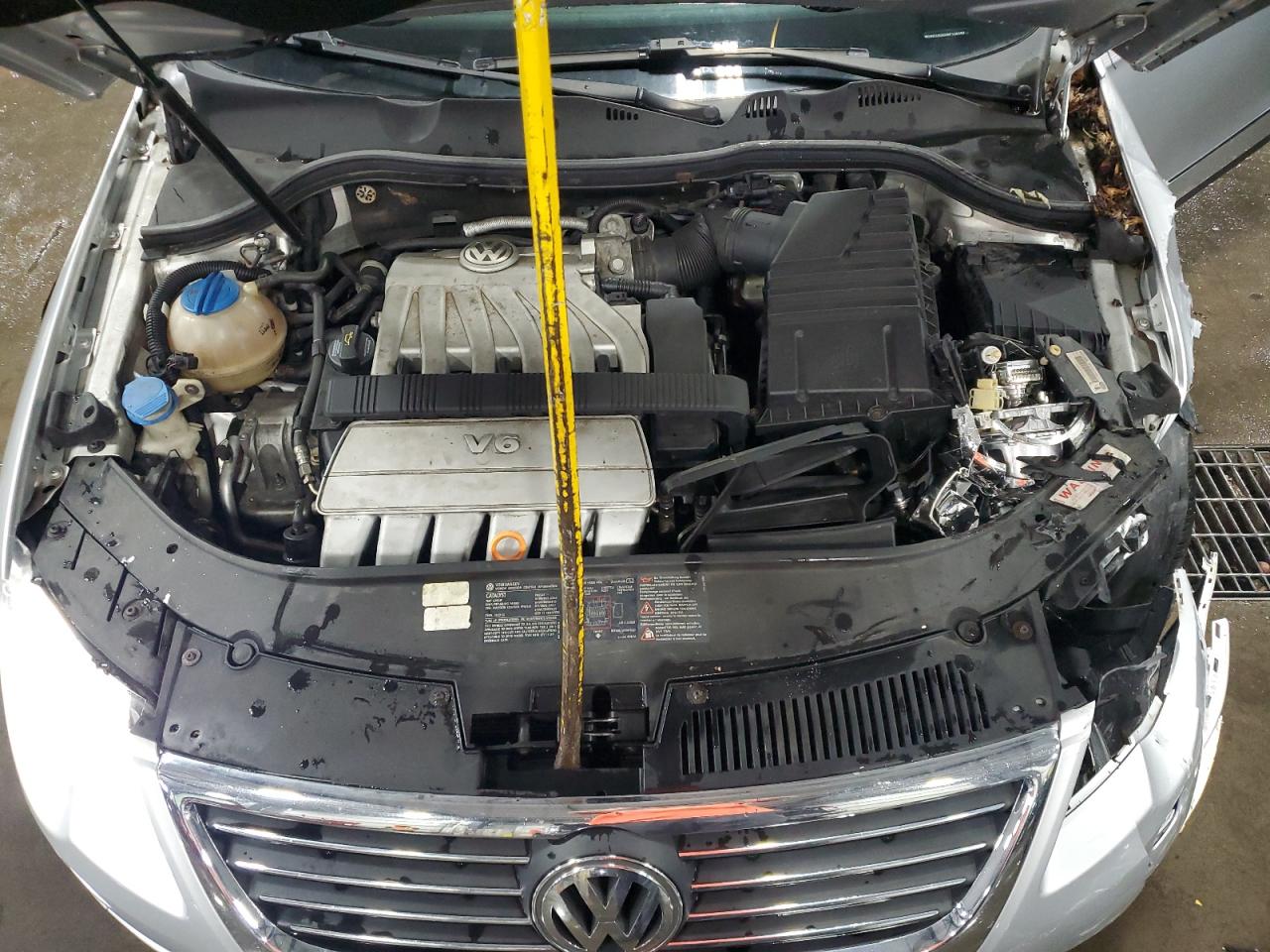 2006 Volkswagen Passat 3.6L Sport VIN: WVWCU93C06P126340 Lot: 83793515