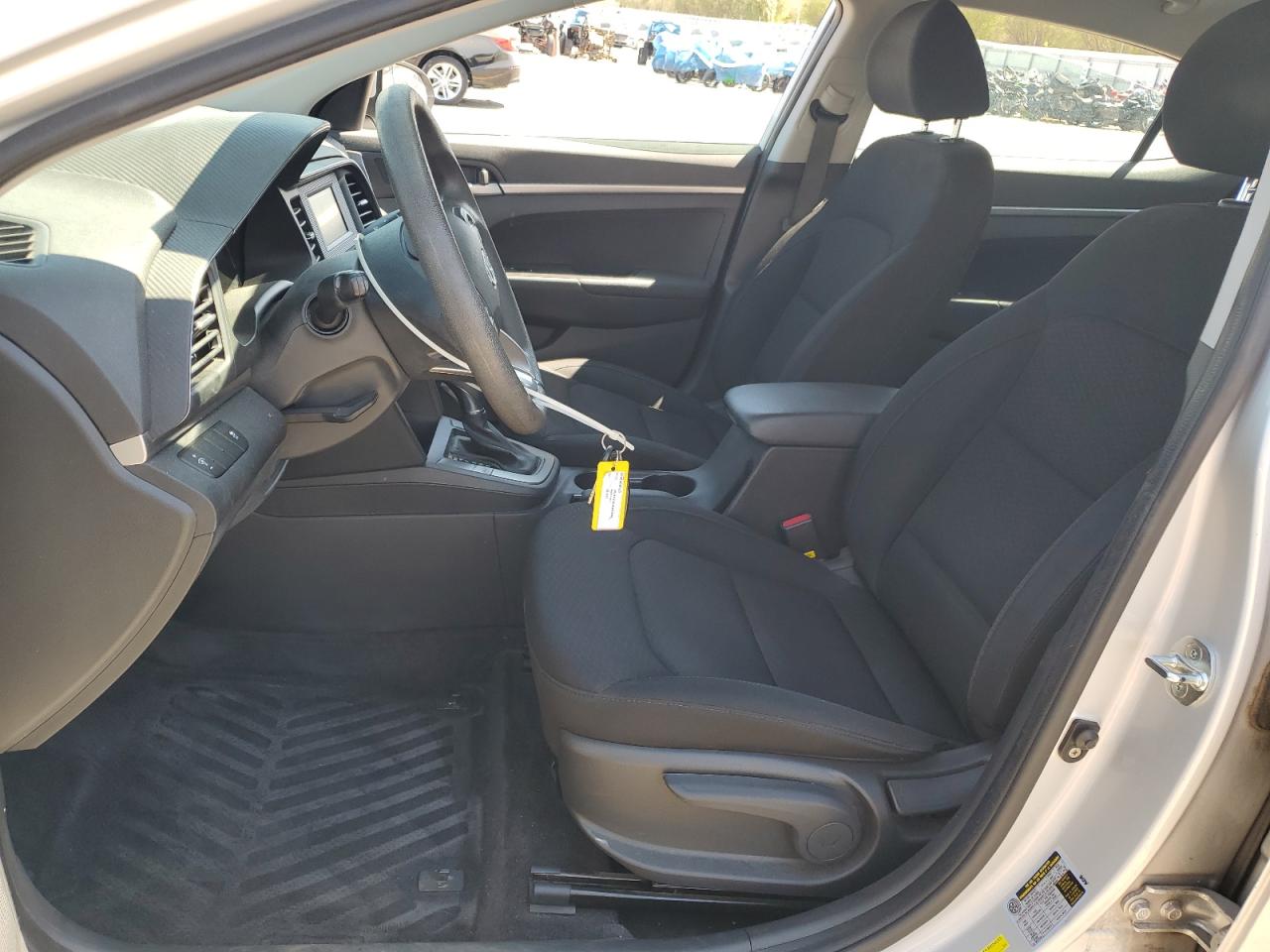 2019 Hyundai Elantra Se VIN: KMHD74LF9KU832593 Lot: 80680765