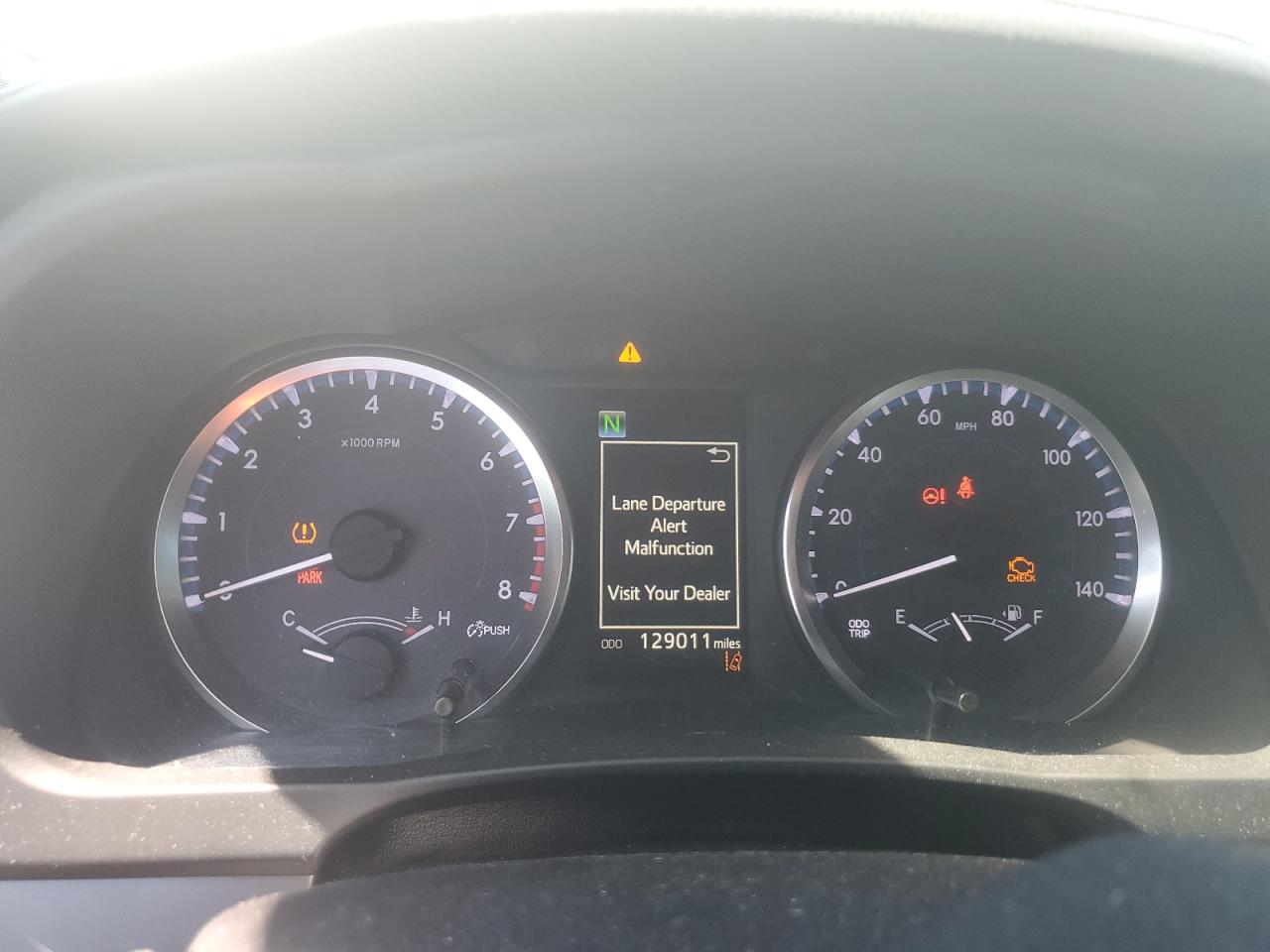 2018 Toyota Highlander Le VIN: 5TDZZRFH3JS279361 Lot: 71738335