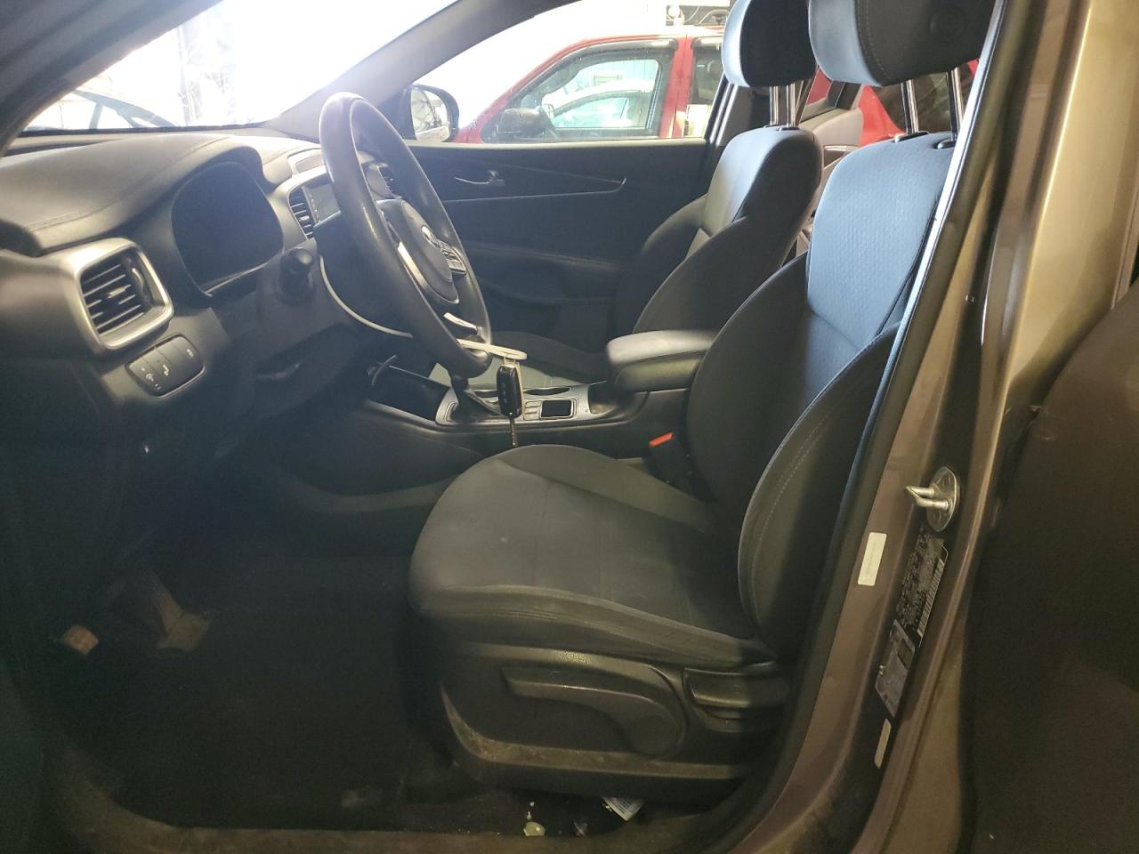 2019 Kia Sorento L VIN: 5XYPGDA39KG559473 Lot: 71669525