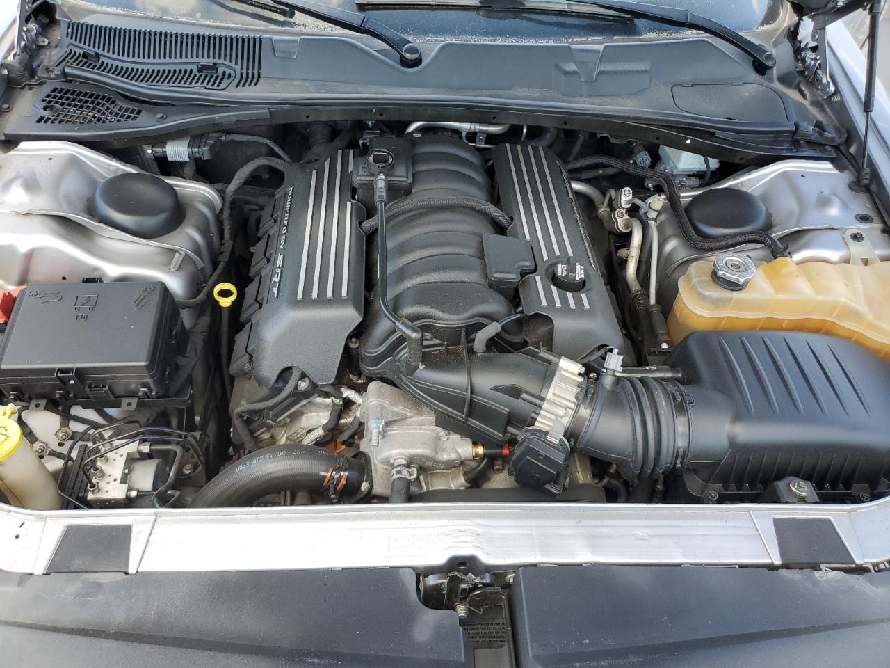 2016 Dodge Challenger R/T Scat Pack VIN: 2C3CDZFJ5GH265173 Lot: 70703445