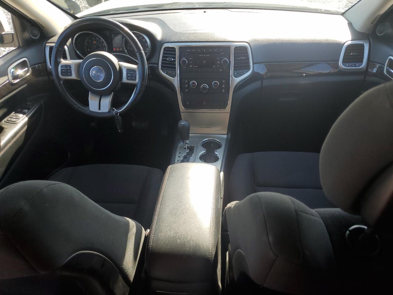 2012 Jeep Grand Cherokee Laredo VIN: 1C4RJFAGXCC165981 Lot: 81424145