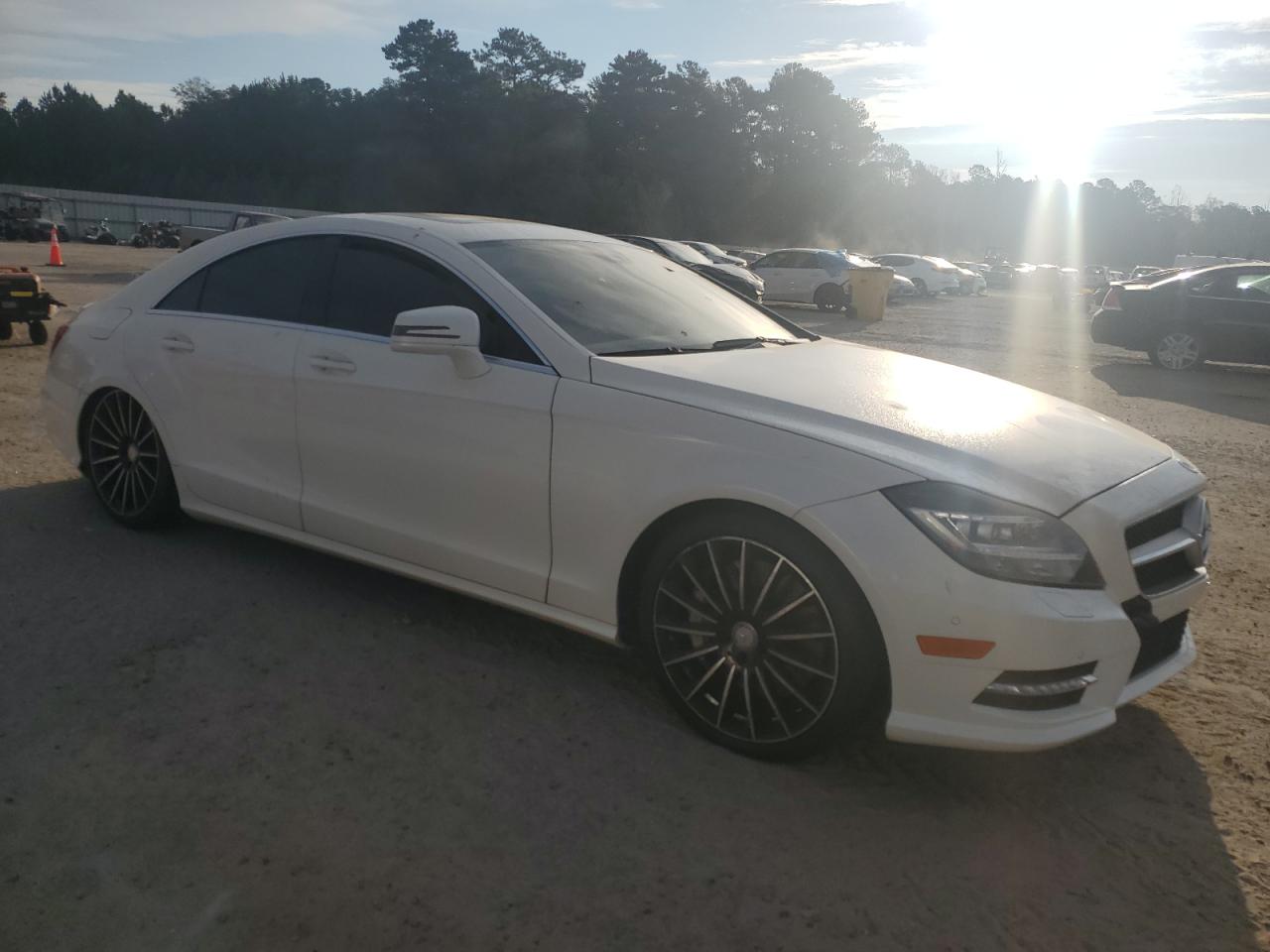 Фото: WDDLJ9BBXEA111532