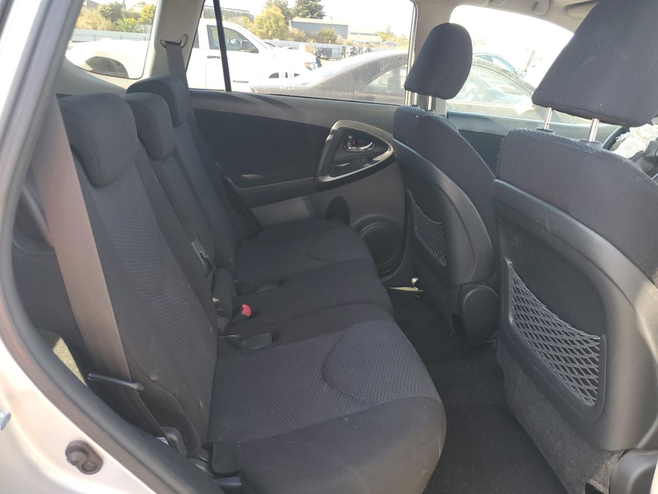 2010 Toyota Rav4 Sport VIN: JTMRK4DV1A5088110 Lot: 81592865