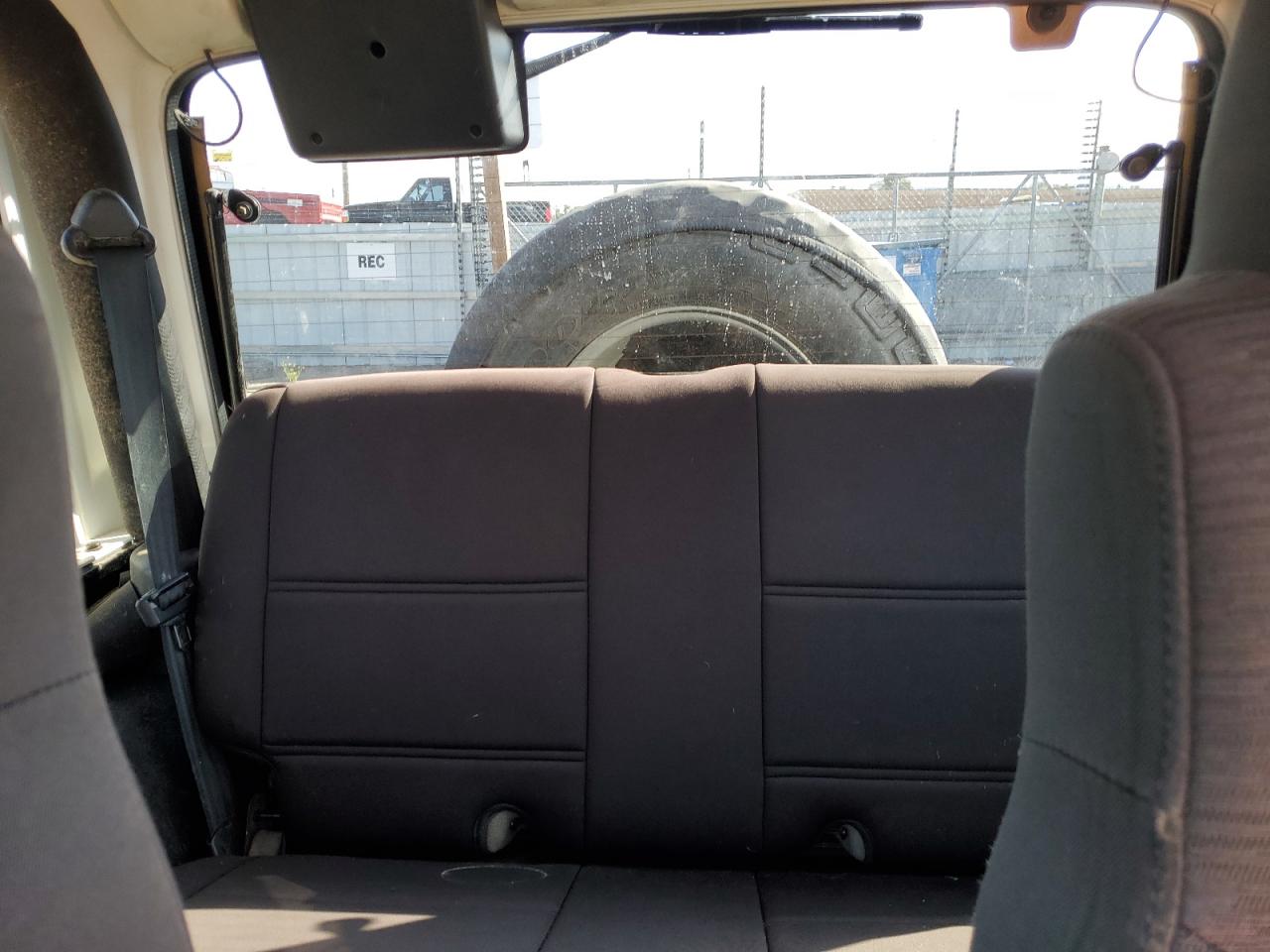 2004 Jeep Wrangler / Tj Rubicon VIN: 1J4FA69S74P737413 Lot: 83940895