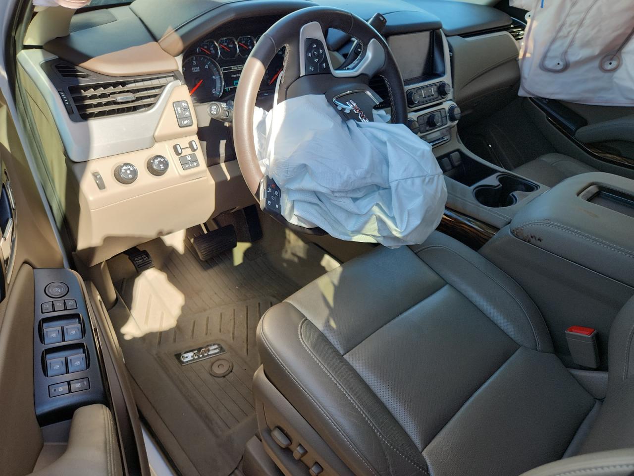 2020 GMC Yukon Slt VIN: 1GKS2BKC2LR221478 Lot: 71496895