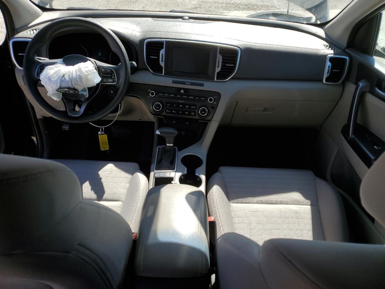 2018 Kia Sportage Lx VIN: KNDPMCAC2J7328249 Lot: 81828905