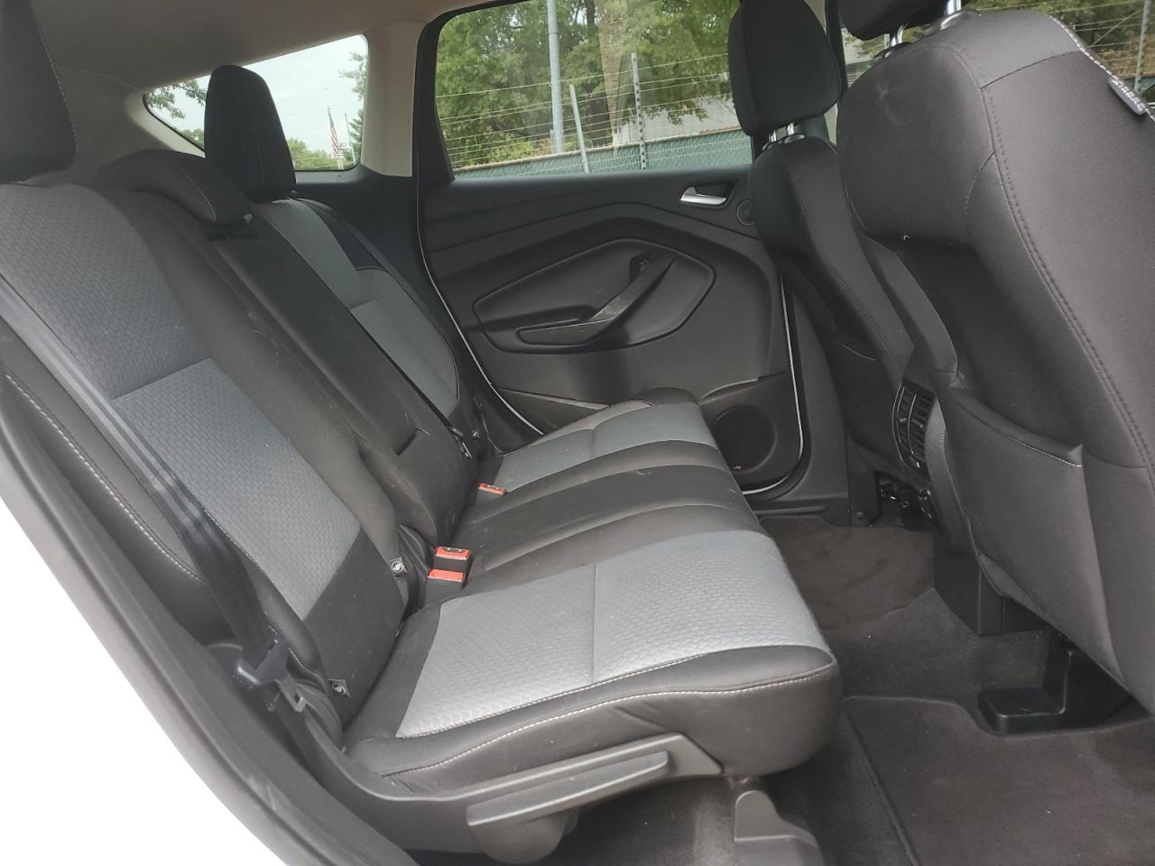 2017 Ford Escape Se VIN: 1FMCU9G92HUB94279 Lot: 84385845