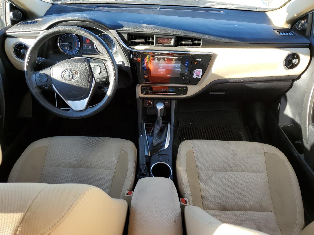 2017 Toyota Corolla L VIN: 2T1BURHE5HC805558 Lot: 84430935