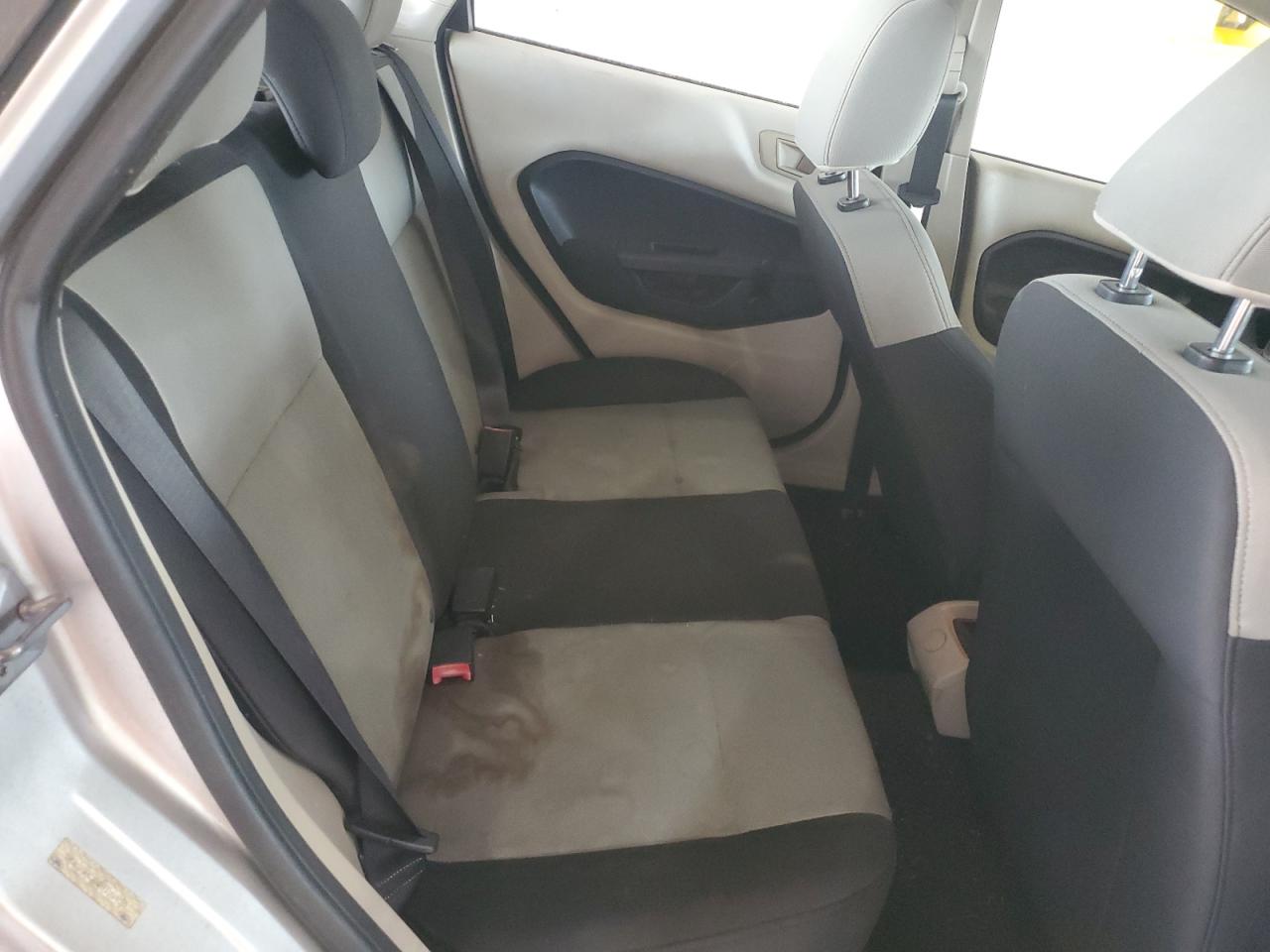 2011 Ford Fiesta S VIN: 3FADP4AJ0BM179920 Lot: 71492075