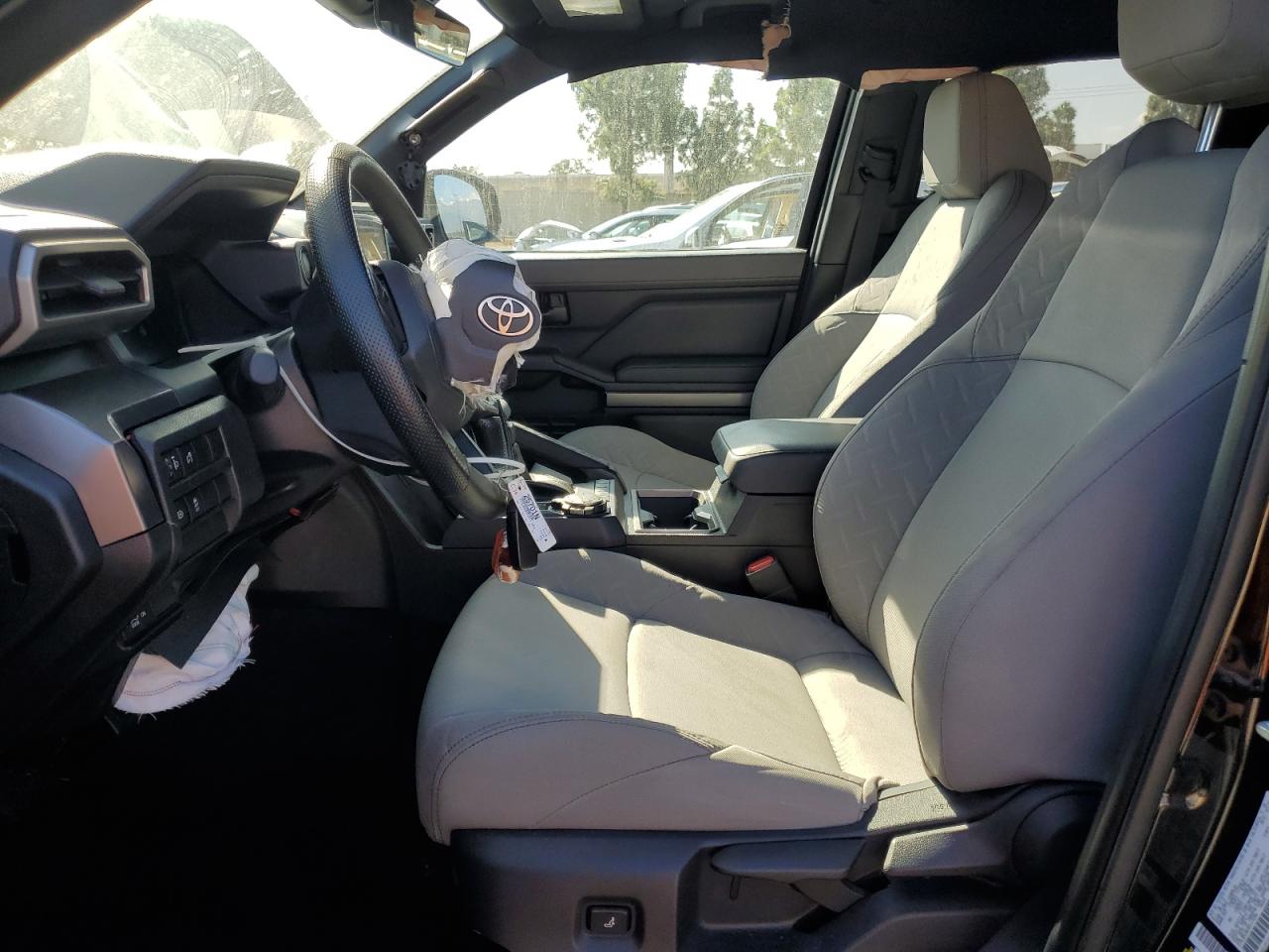 2025 Toyota Tacoma Double Cab VIN: 3TMLB5JN2SM117254 Lot: 81855525